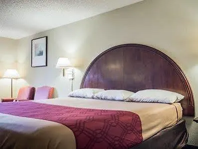 Hotel Quality Inn Airport-Near Uptown Charlotte