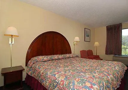 Quality Inn Airport-Near Uptown Charlotte Hotel