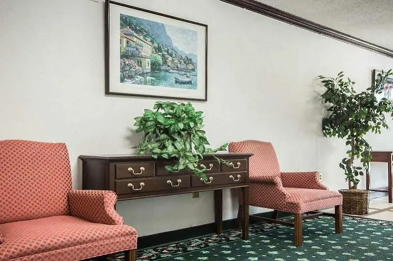 Quality Inn Airport-Near Uptown Charlotte 2*,