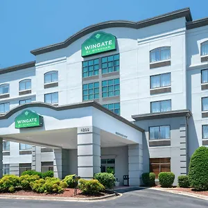 Hotel Wingate By Wyndham Airport